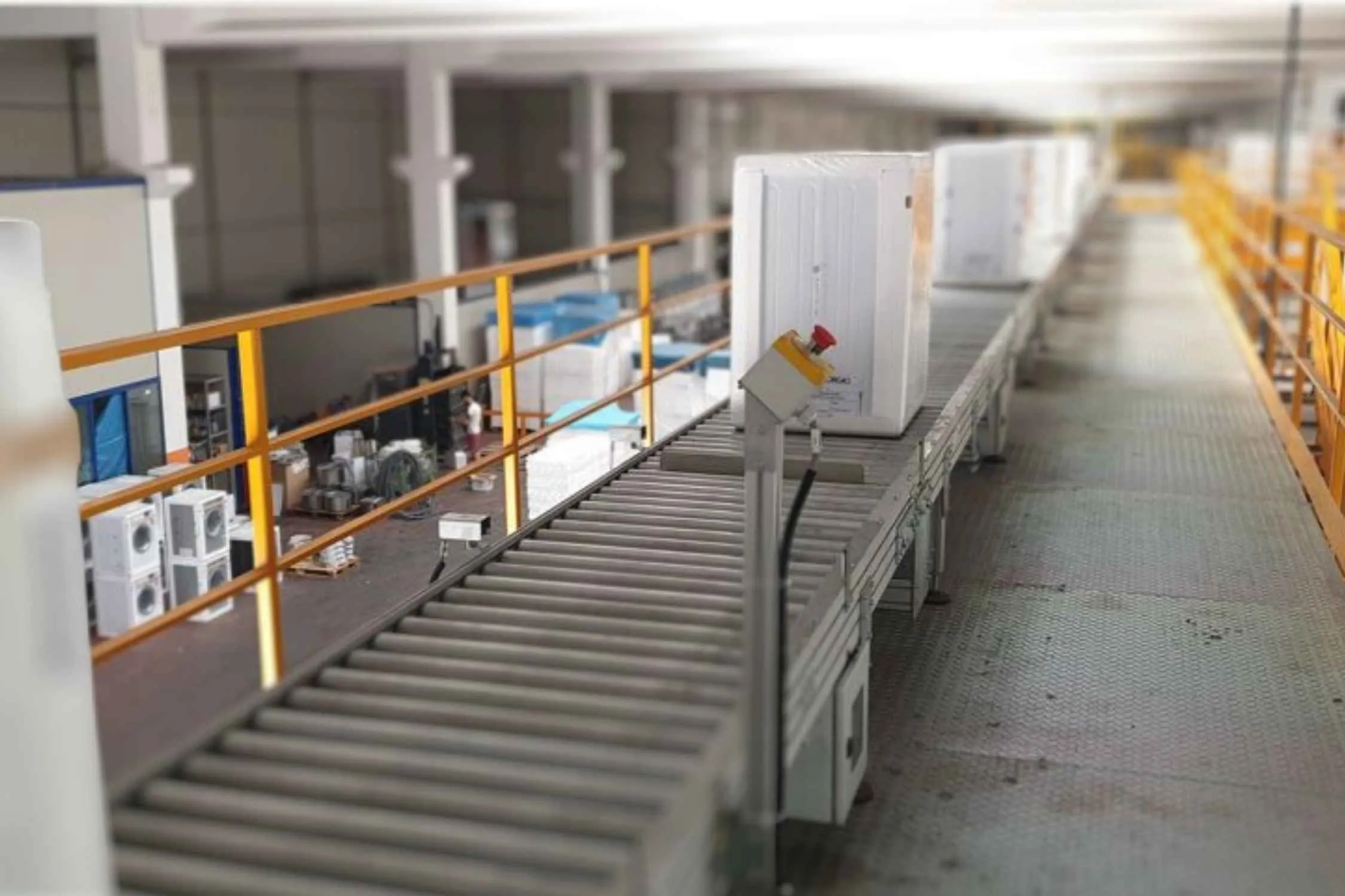 Sistemi di Trasporto e Handling — applicazione 3